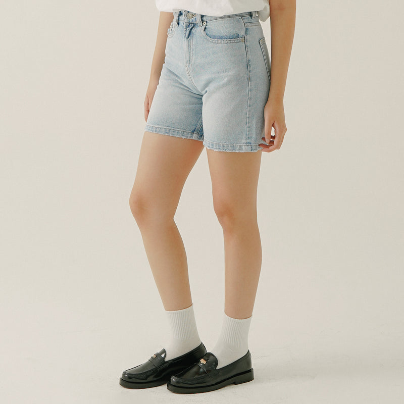 NK Kate Short Pants